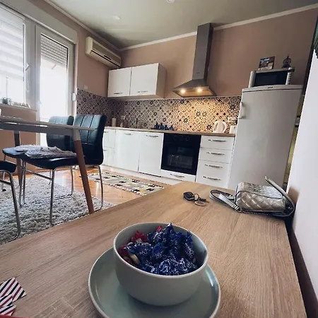 Appartement Stan Na Dan Stella Sombor