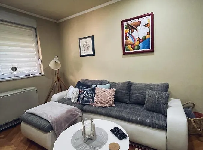 Stan Na Dan Stella شقة *